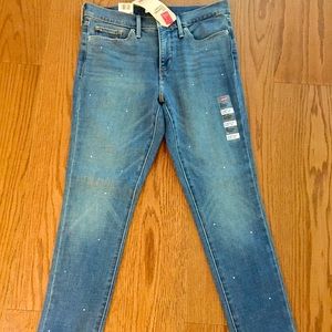 Levi’s 311 shaping jeans